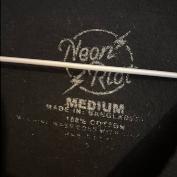 Neon riot short sleeve butt t shirt - Picture 2 of 2